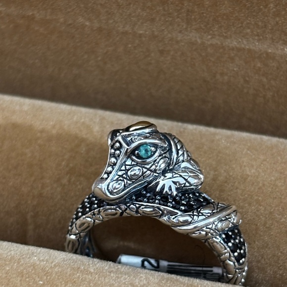 John Hardy Jewelry - Jai John Hardy Silver 14k Black spinel pave Crocodile Ring with green eye 8